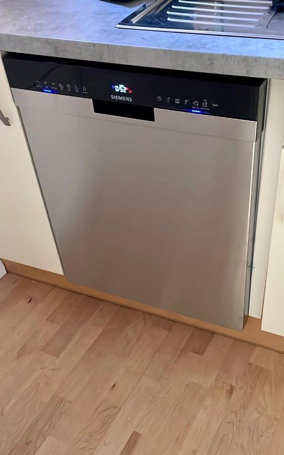 Gemuetliche Maisonettewohnung Mit Dachterrasse Am Schloss Ольденбург Екстер'єр фото