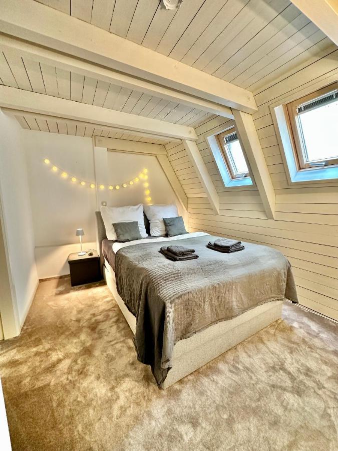 Gemuetliche Maisonettewohnung Mit Dachterrasse Am Schloss Ольденбург Екстер'єр фото